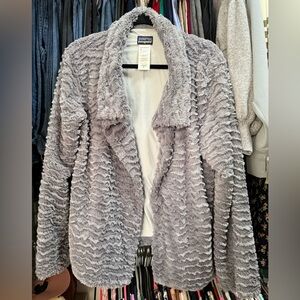 Patagonia Soft Gray Pelage Jacket